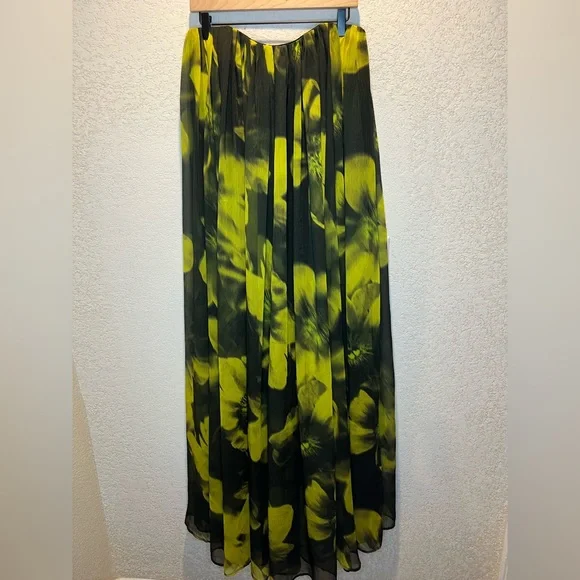 $795 HALSTON Claudette Floral Print Chiffon Strapless Gown Dress size 2 NWT - Picture 13 of 16